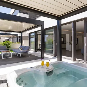  Appartement Shell Luxury Residences With Pool And Whirlpool Kroatië
