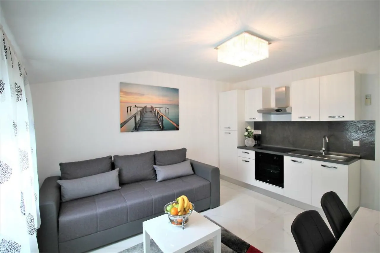 Arbel Apartments Porec