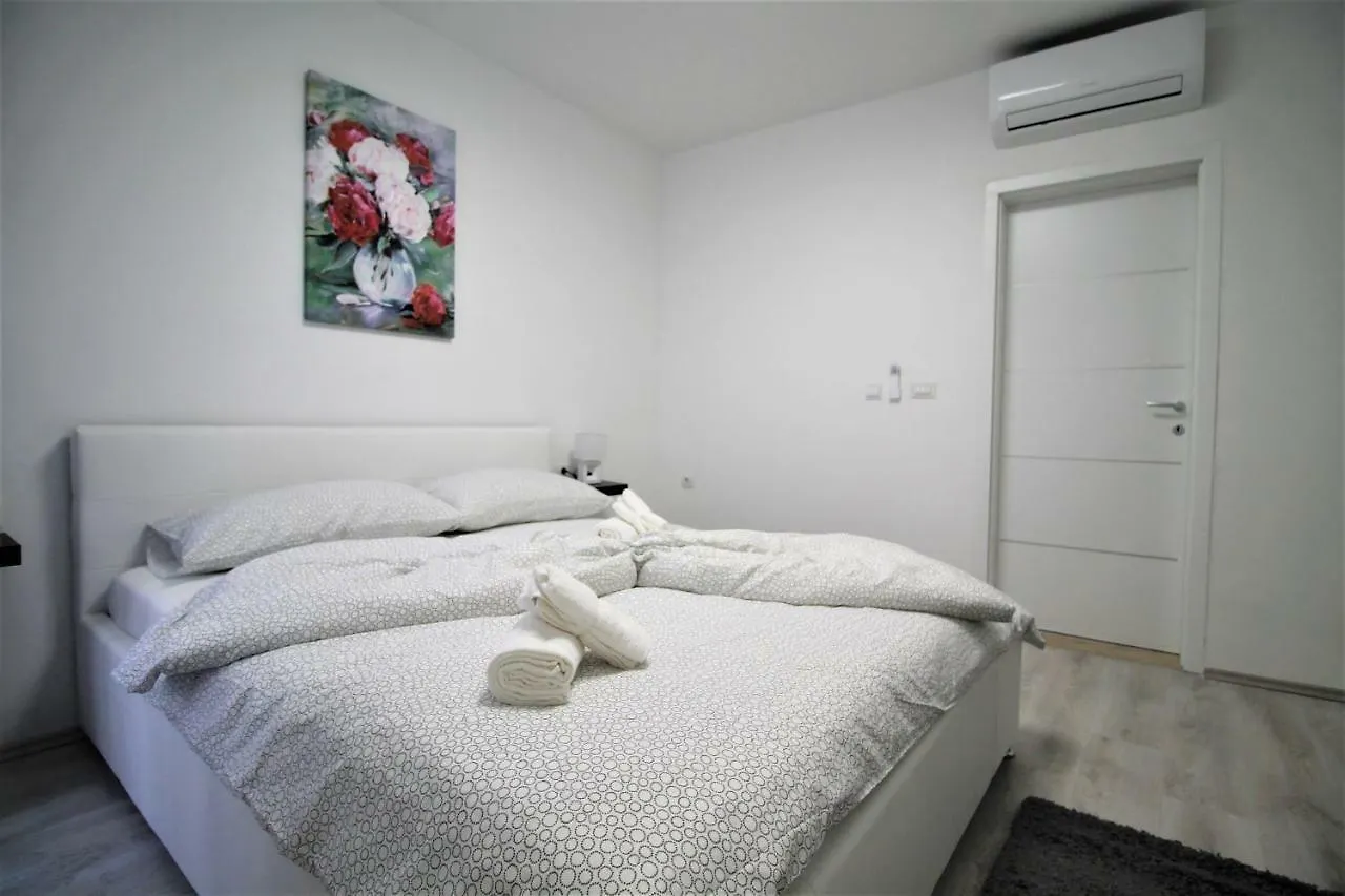 Arbel Apartments Porec Croatia